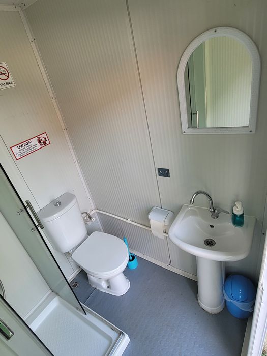 Sprzedam kontener sanitarny: 2x prysznic + wc