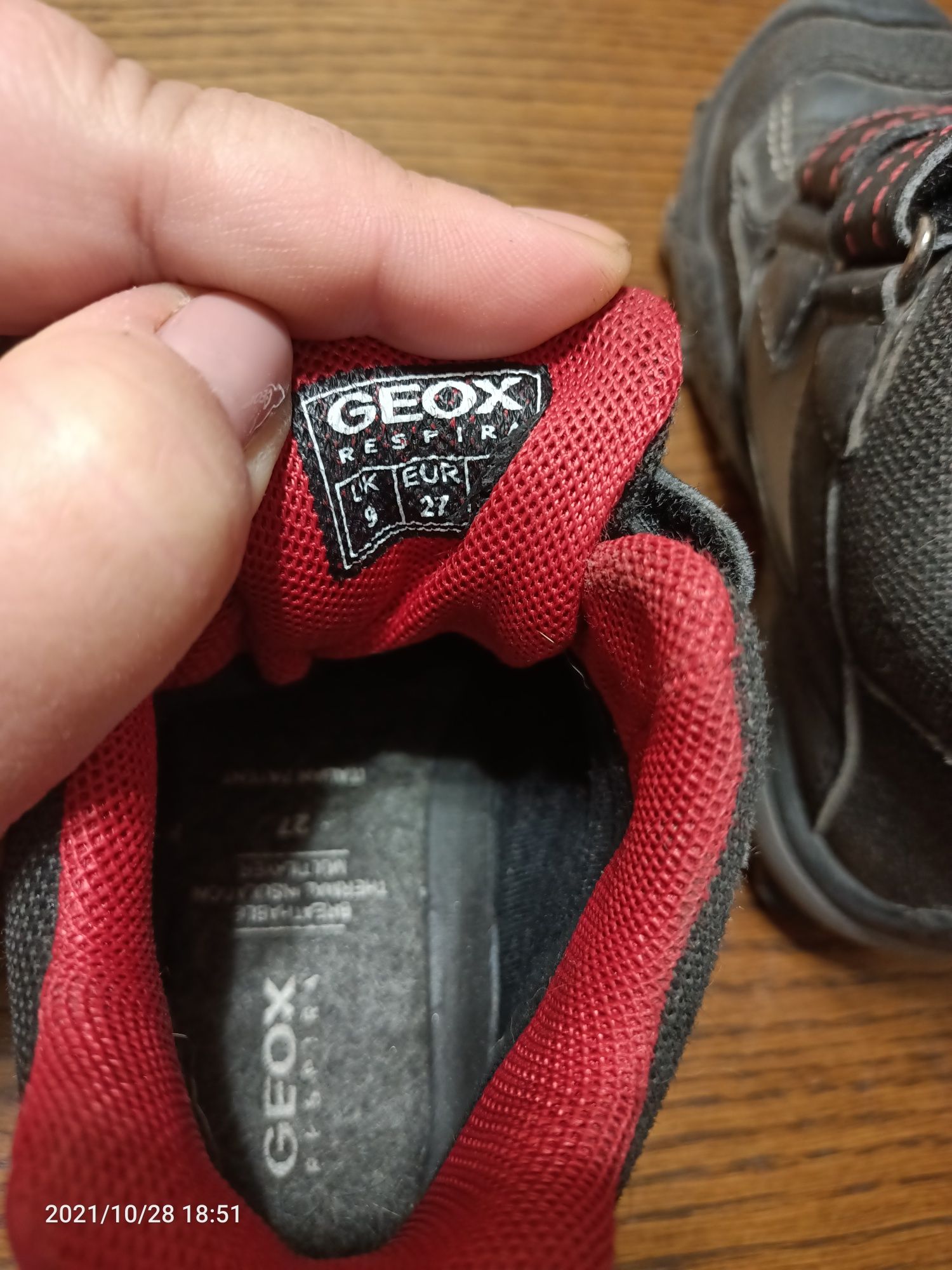Buty za kostkę firmy Geox r.27