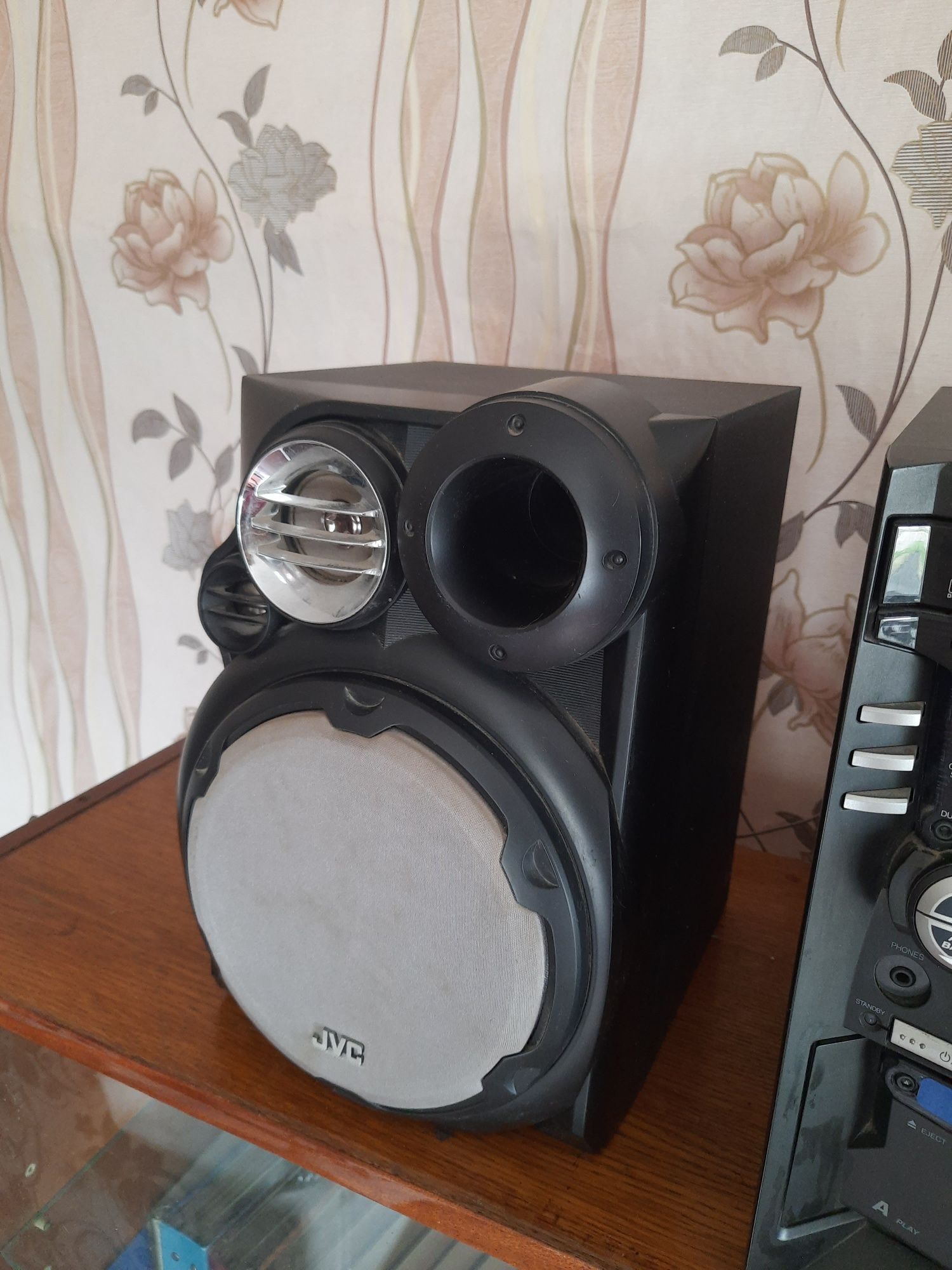 Музичний центр JVC