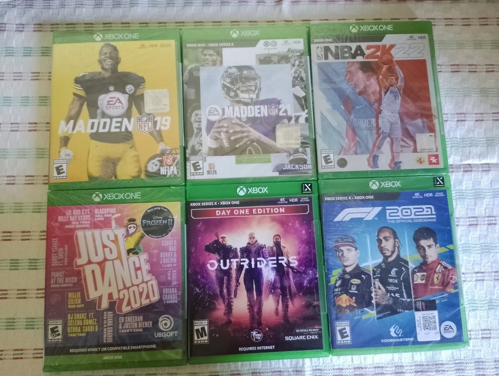 Гра диск Xbox one/series fifa