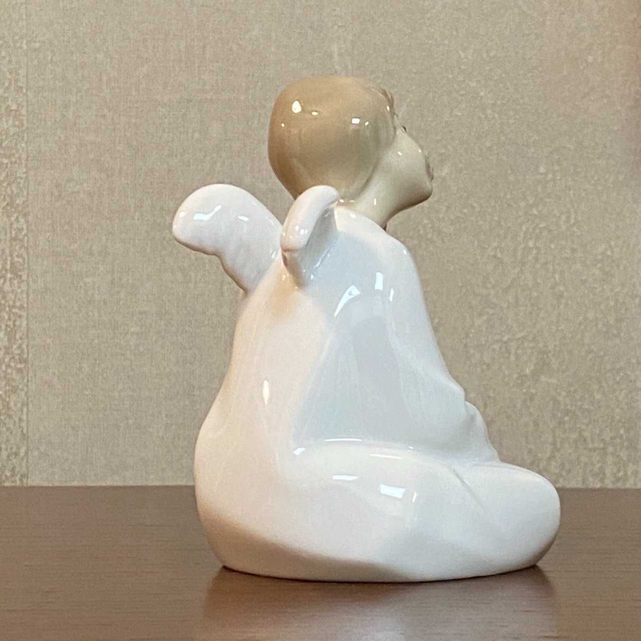 Фарфоровая статуэтка NAO (by Lladro) «Ангел с бубном».