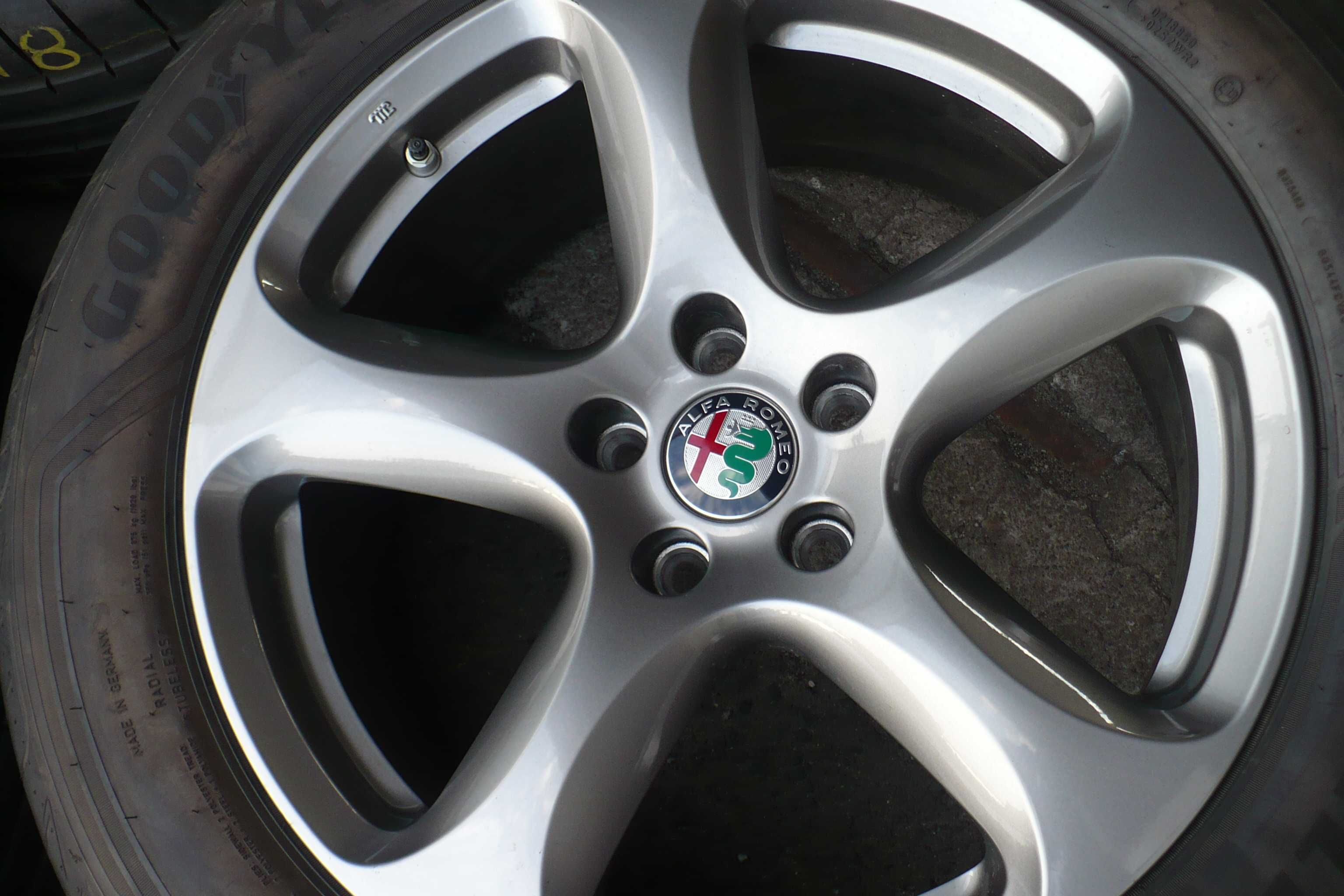 Koła Aluminiowe Alfa Romeo Stelvio 5X110 8JX18" Oryginał NOWE Czujniki