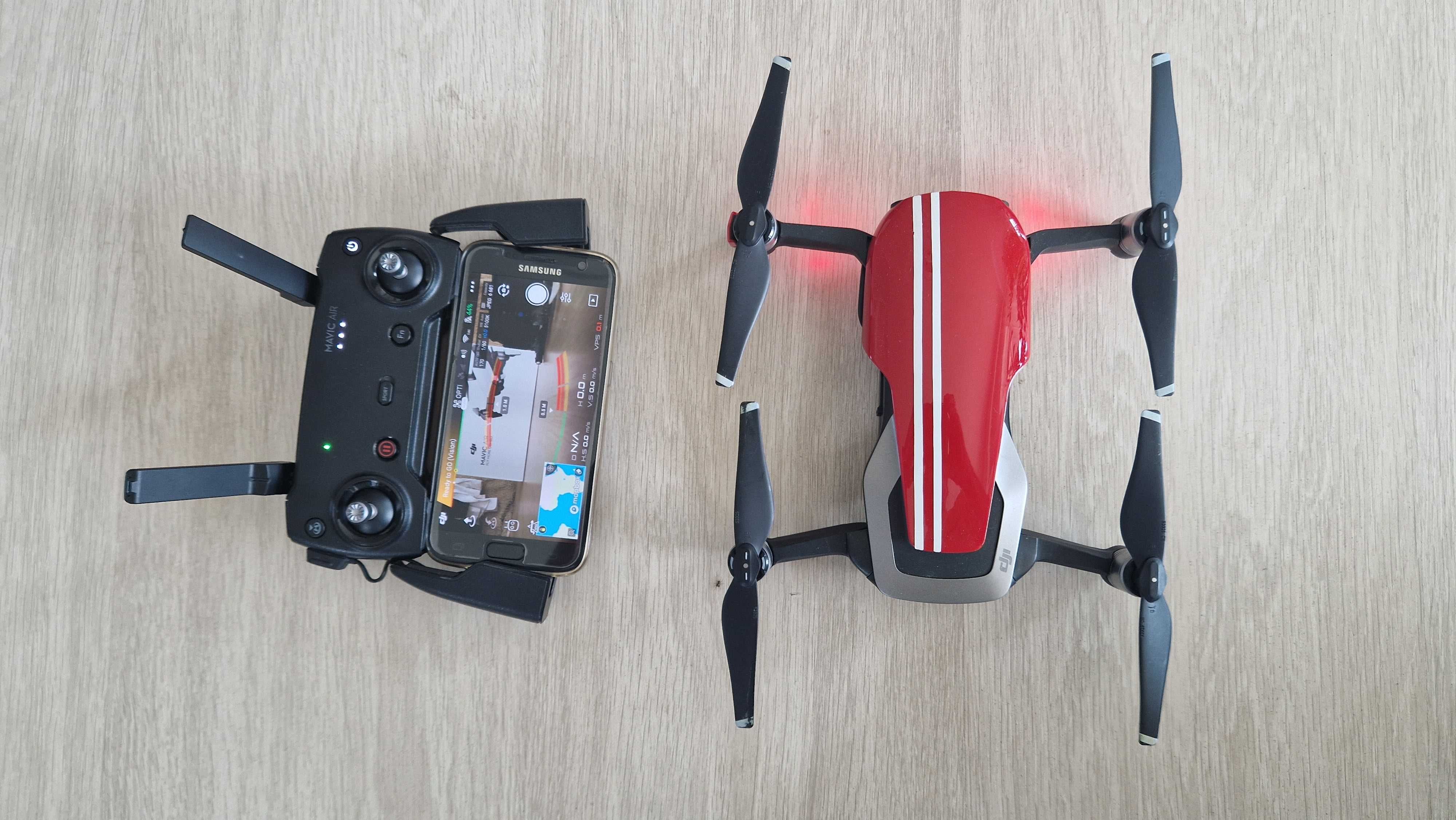 dron DJi MAVIC AiR more Combo