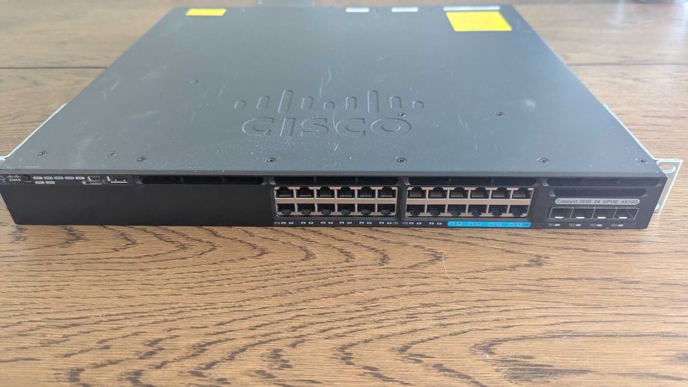 Switch Cisco Catalyst 3650 – 24 Portas mGig