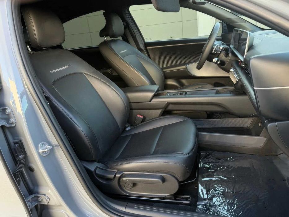Hyundai Ioniq 6 SEL      2023