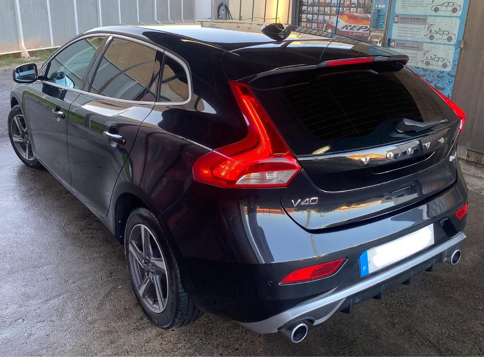 VOLVO V40  2.0  190cv  D4