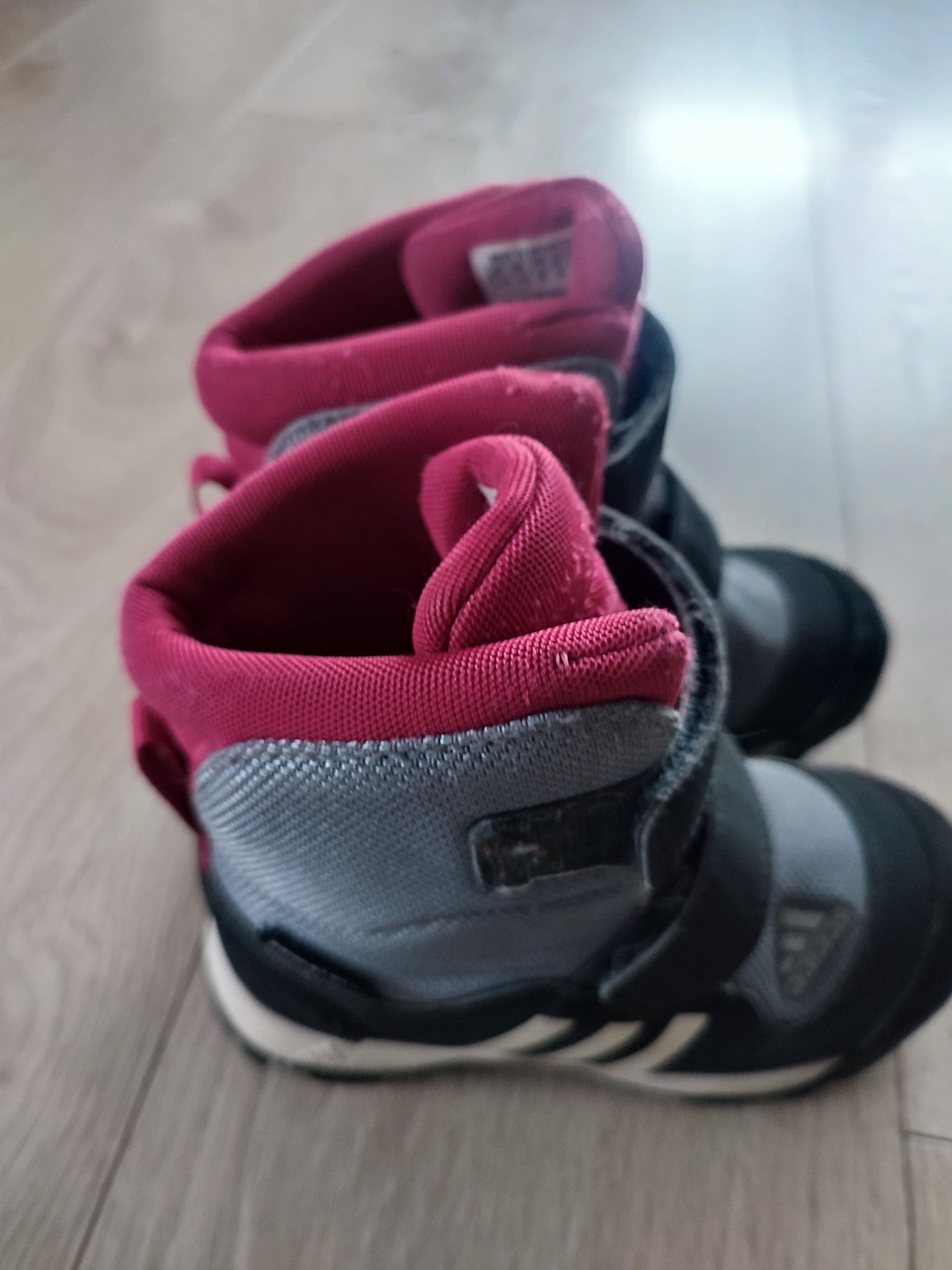 Buty adidas dziewczynki 29