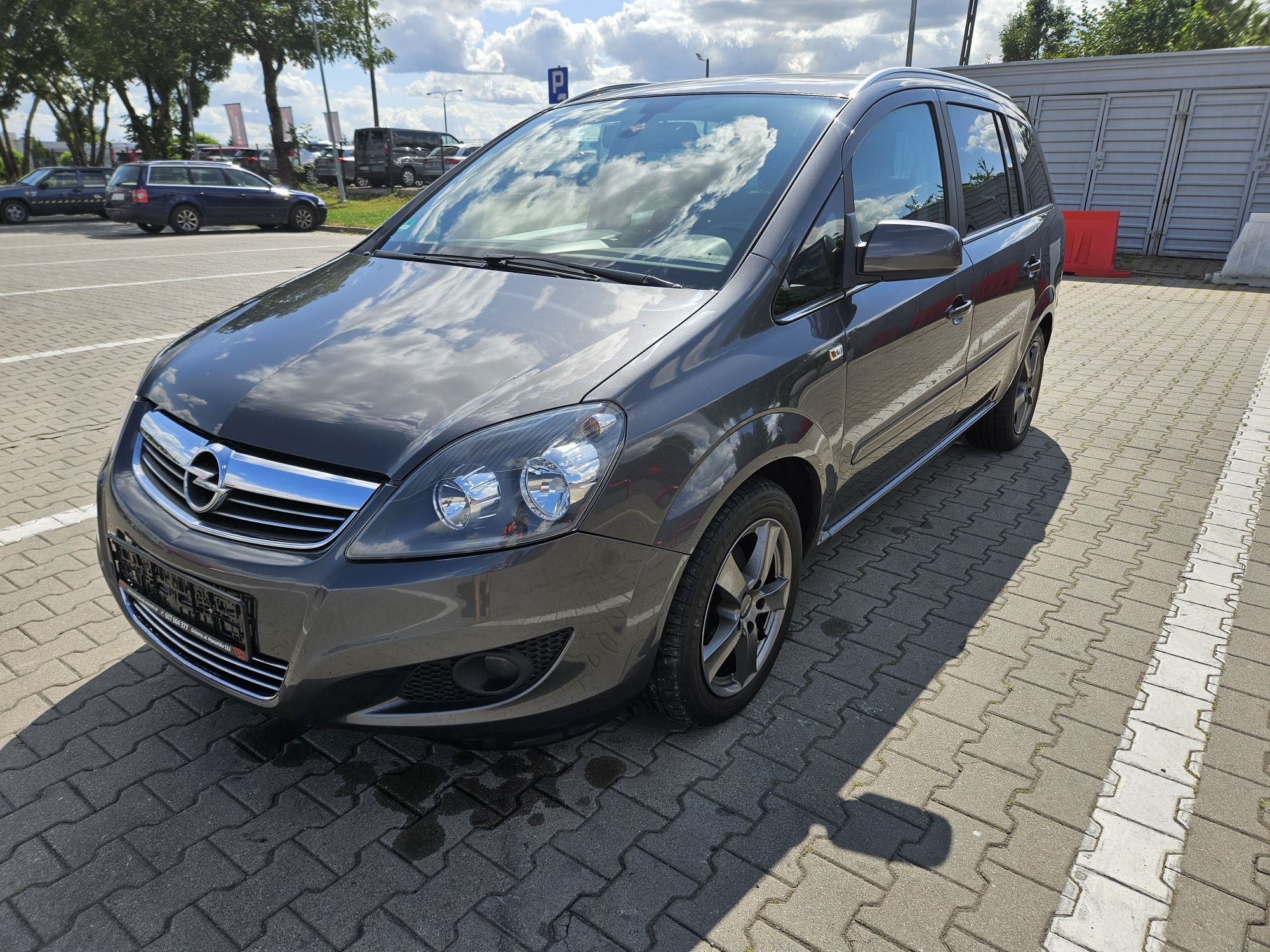 Benzyna 2011 Lift 7-osob alu klima super stan import Niemcy
