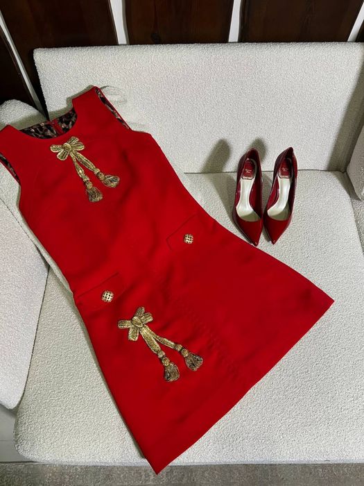 Червона сукня Dolce&Gabbana, розмір М, розпродаж до 90% знижки, люкс