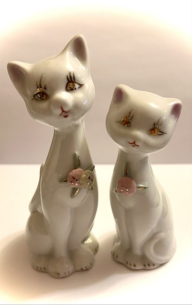 Porcelanowe kotki