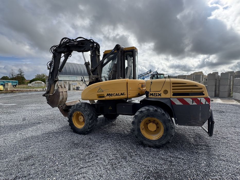 Колісний екскаватор Мекалак 10тон