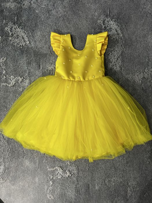Продам жовту святкову сукню