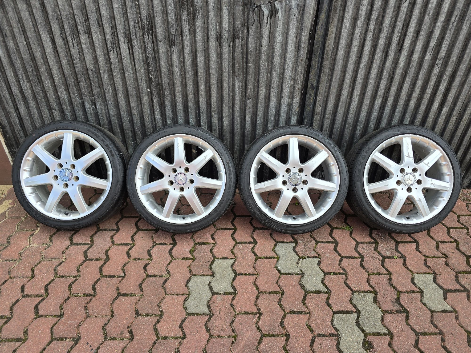 Felgi z oponami 205/40R17 Mercedes A klasa w168 5x112 Vaneo W190 W124