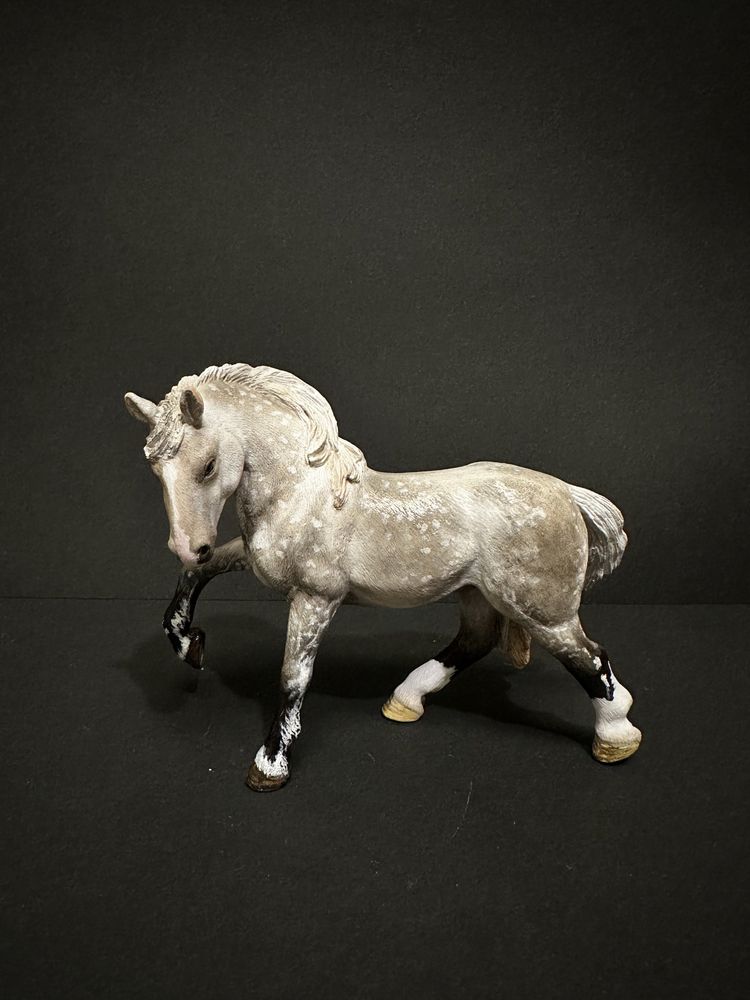 Custom wycofanej figurki konia Schleich