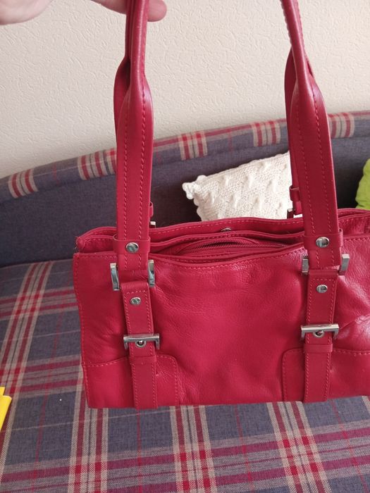 Кожаная сумочка(женск)