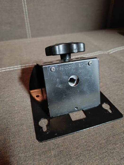 Кріплення електронних барабанів Yamaha MAT-1