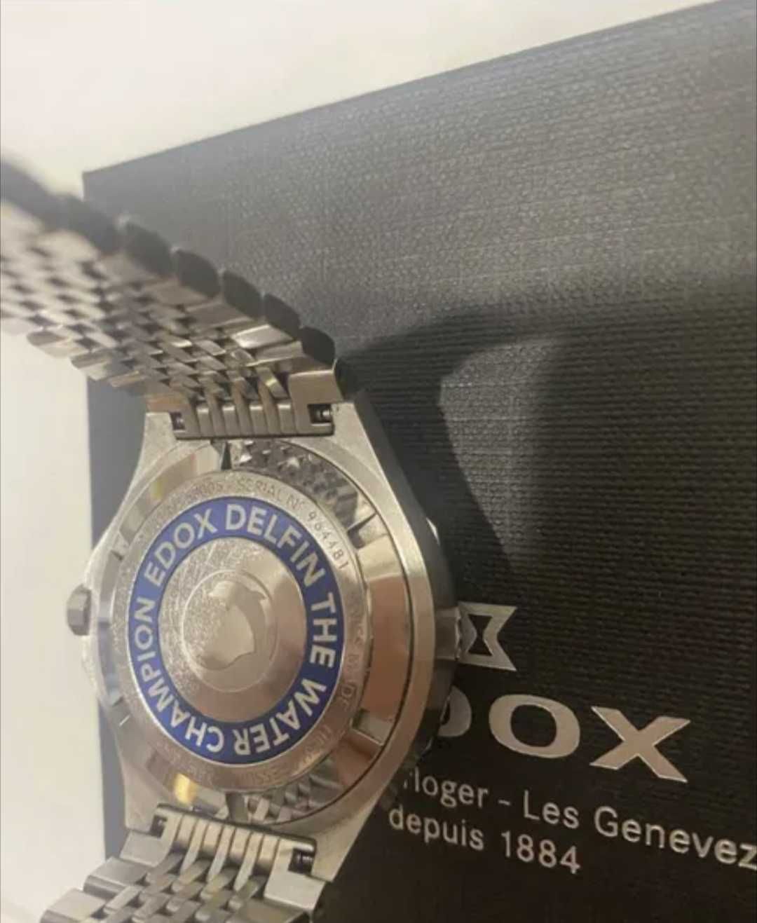 Швейцарские часы EDOX.
Серия "Дельфин"