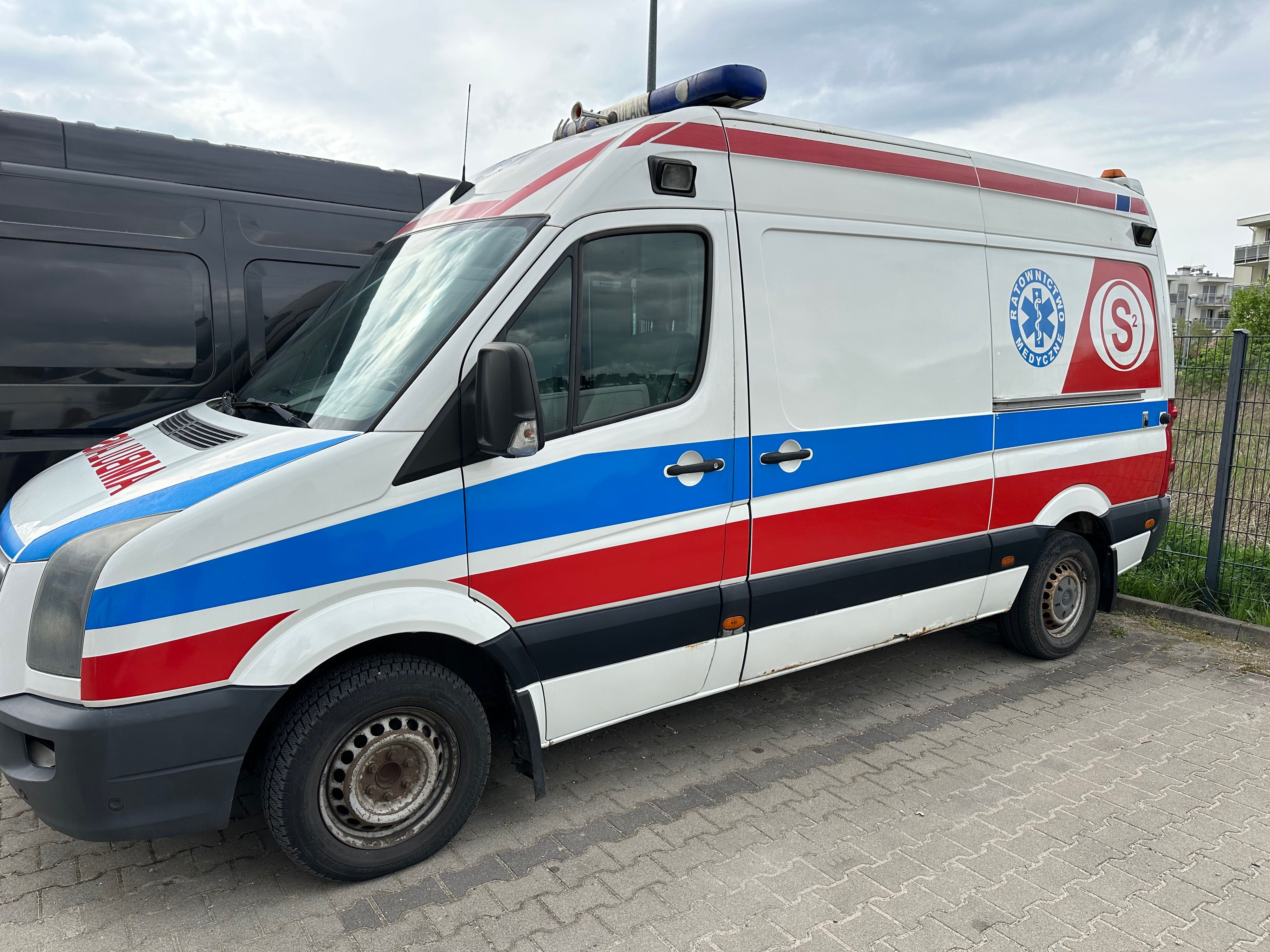 Volkswagen Crafter Ambulans Karetka Nosze Klima