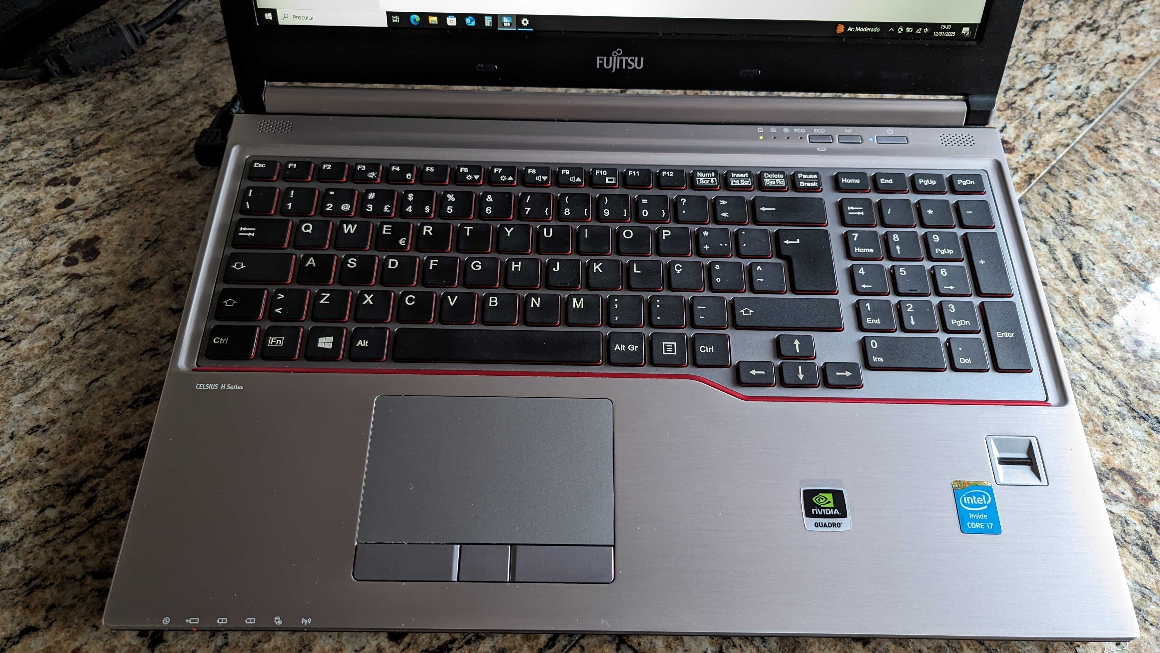Notebook Fujitsu Celsius H730  I7-4710MQ  16Go  SSD 250Go