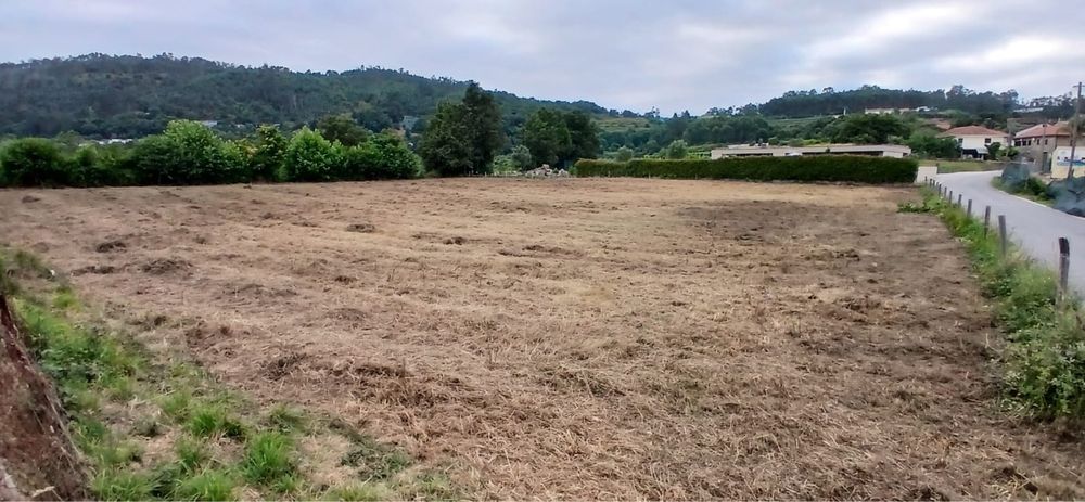 Terreno em Vila Verde e Barbudo