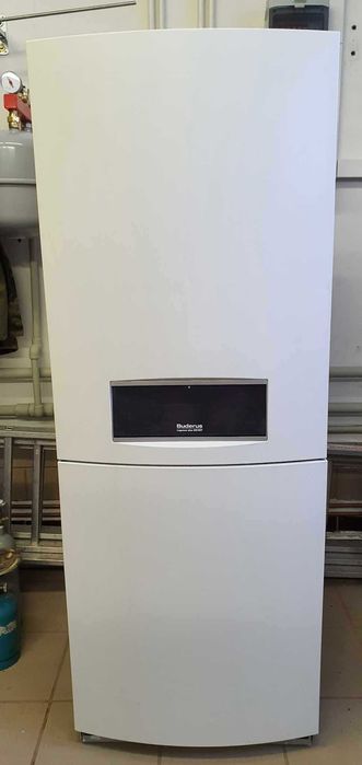 Piec gazowy Buderus - sprawny gotowy do montażu.