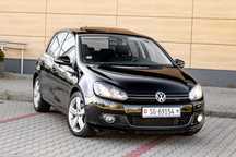 Volkswagen Golf 2.0d 4Motion Highline Xenon LED Navi Szyberdach Park Assist Serwis
