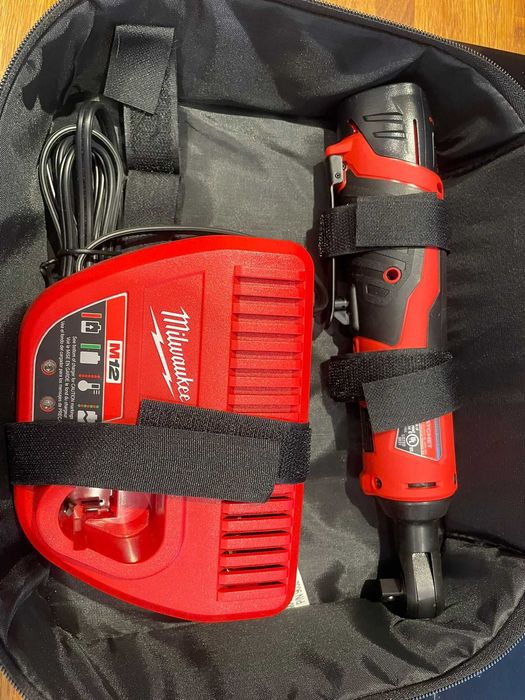 Milwaukee M12 Grzechotka IR-201B 3/8
