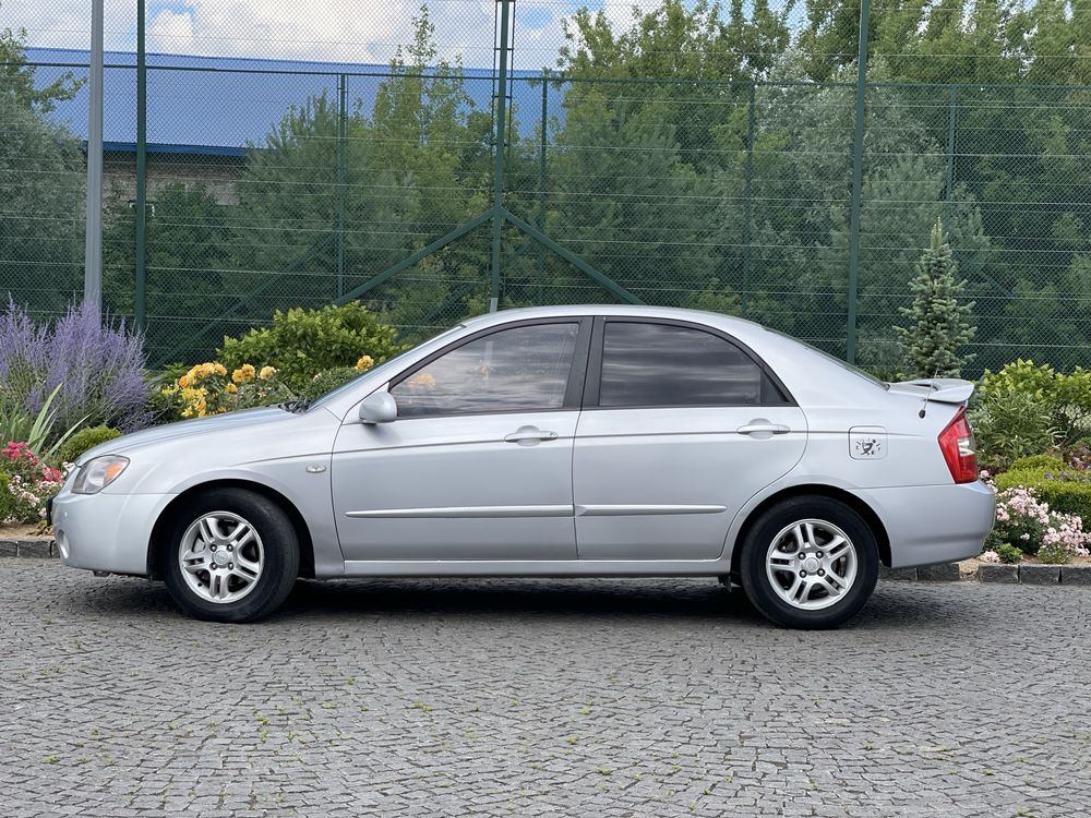 Продам Kia Cerato 1.6 в Дуже Гарному стані , Обслужена!
