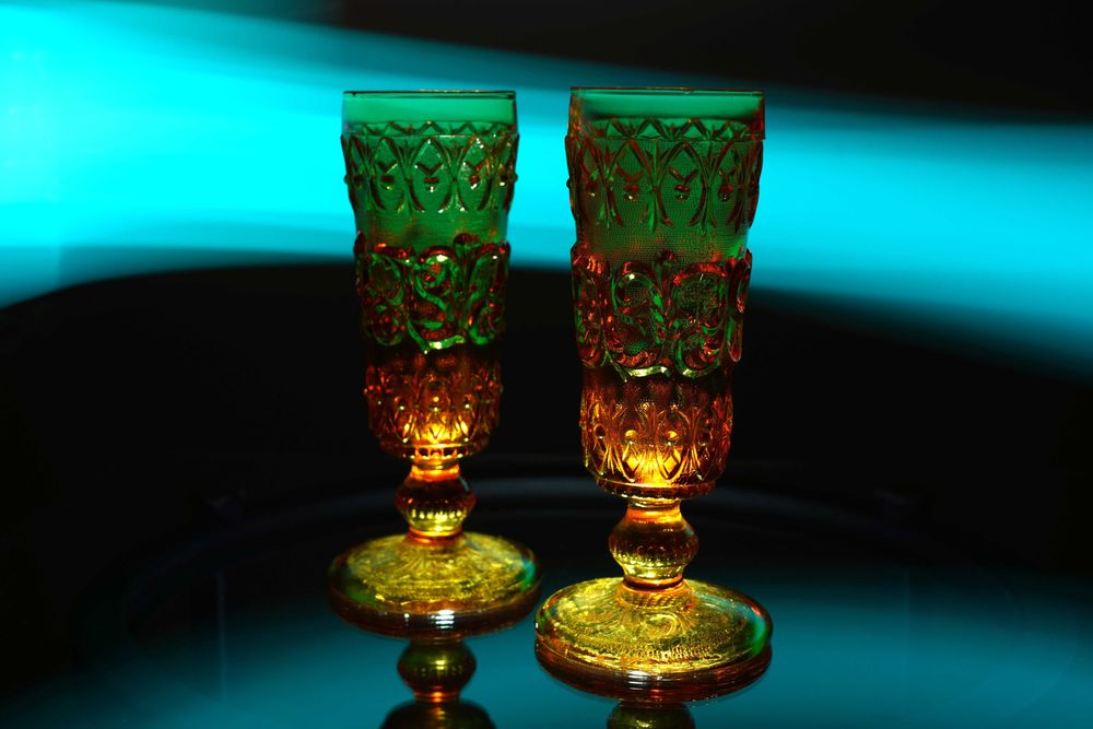 Kieliszki kielichy miodowe szkło Włochy włoskie wysokie zdobione