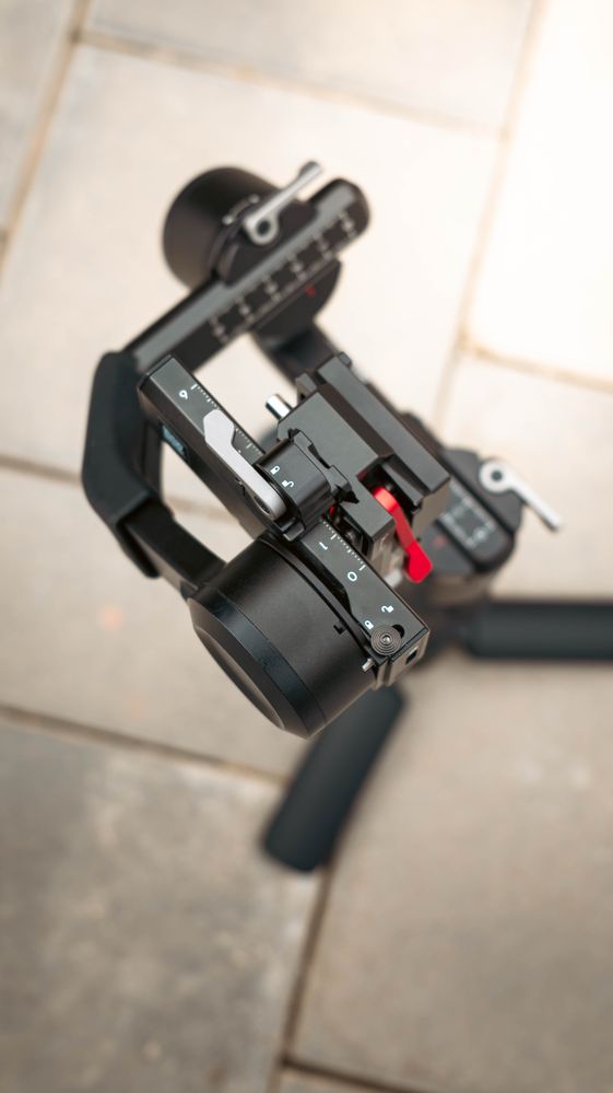 Стабілізатор dji rs 3 mini