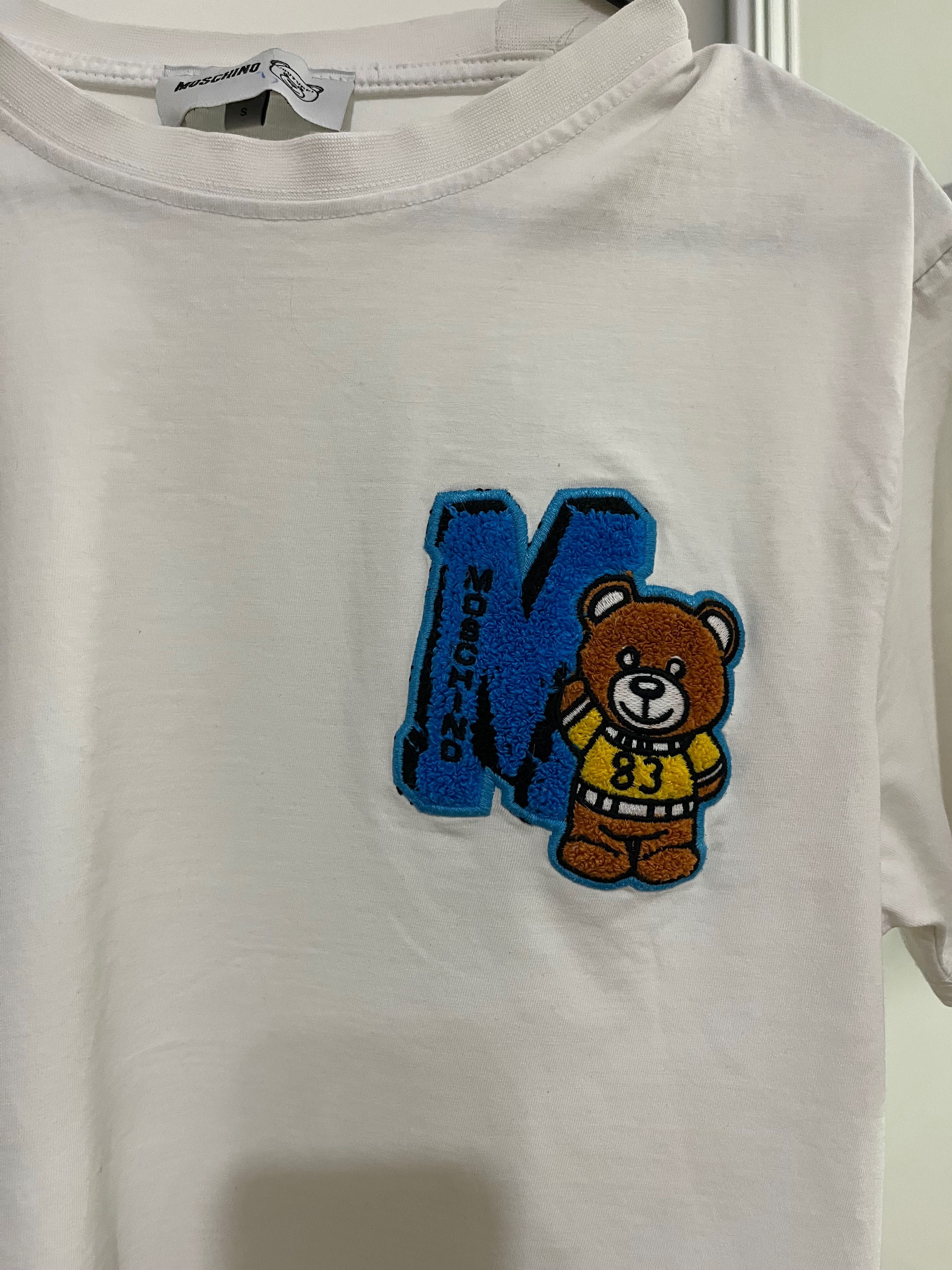 Футболка Moschino