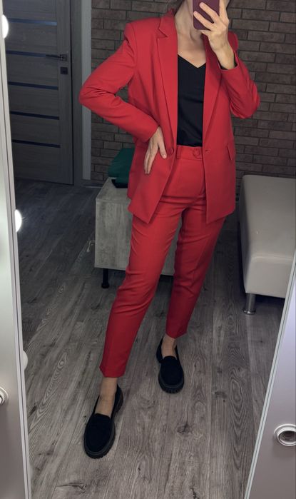 Костюм класичний червоний зелений брюки двобортний піджак Vloria