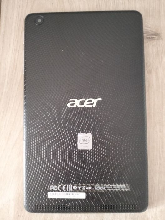 Планшет Acer на запчастини.