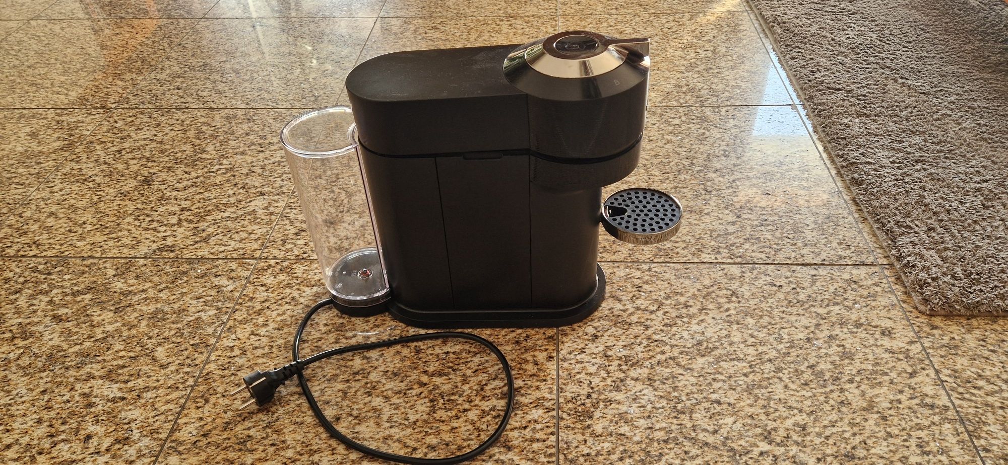Vendo máquina café nespresso