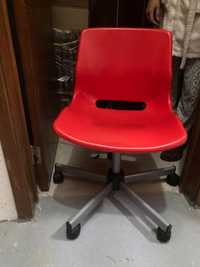 Cadeira Vermelha Ikea