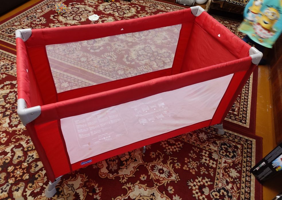 Кроватка-манеж  Good Night Chicco