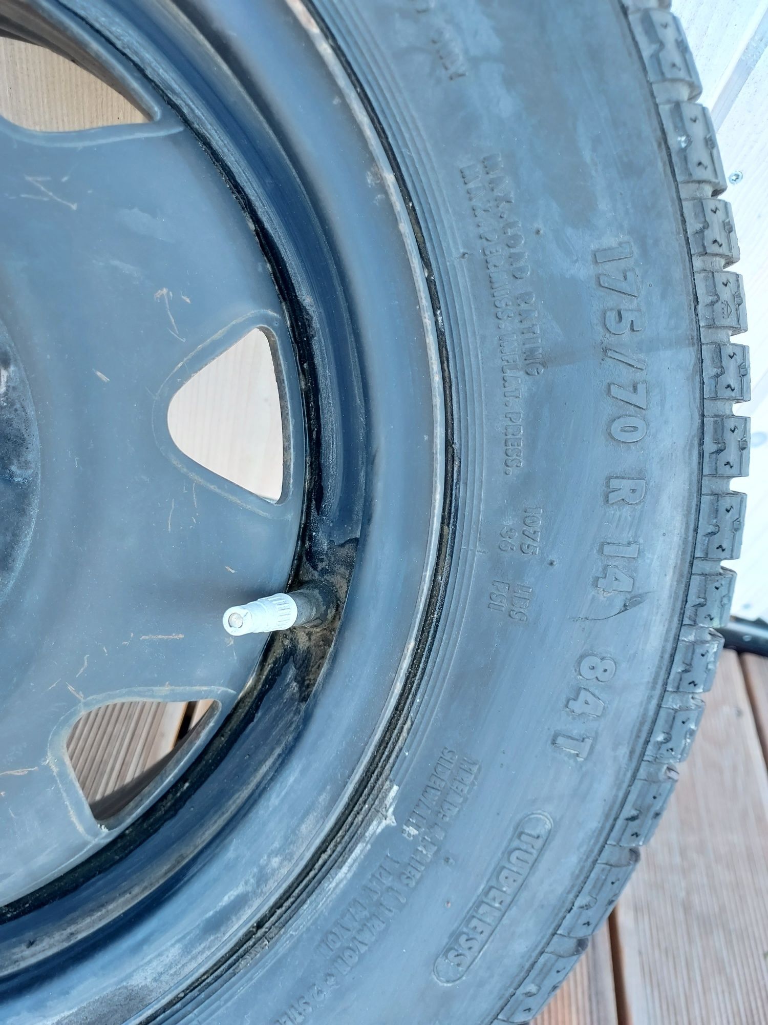 Koło z oponą  175/70 R 14