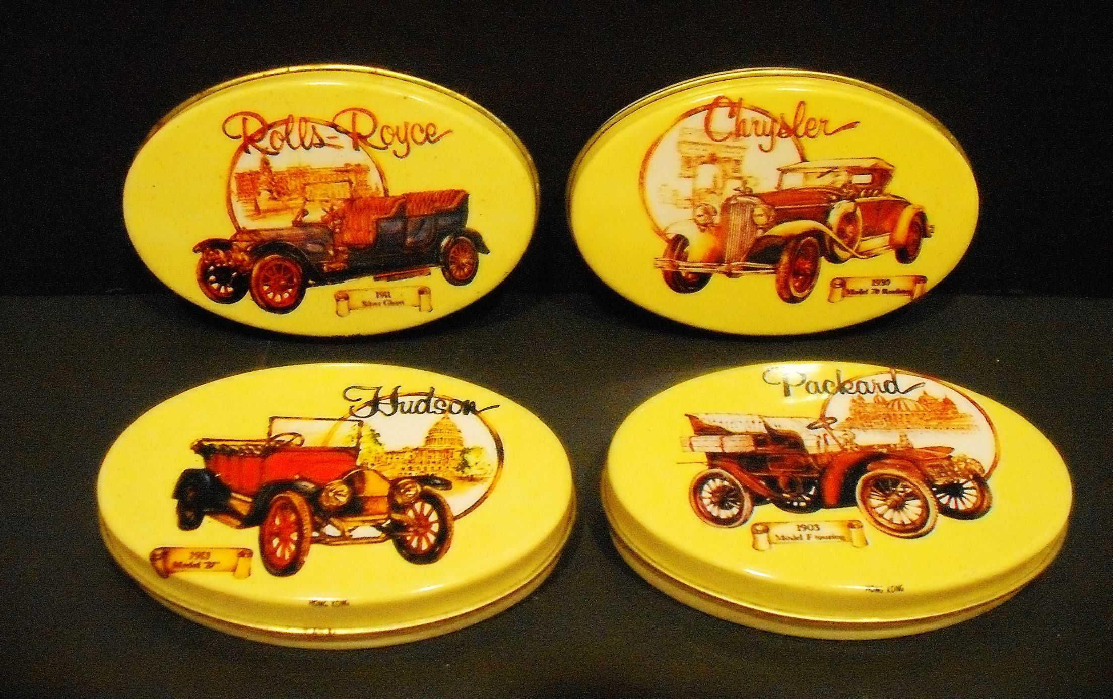 4 Caixas em lata antigas com carros - anos 60