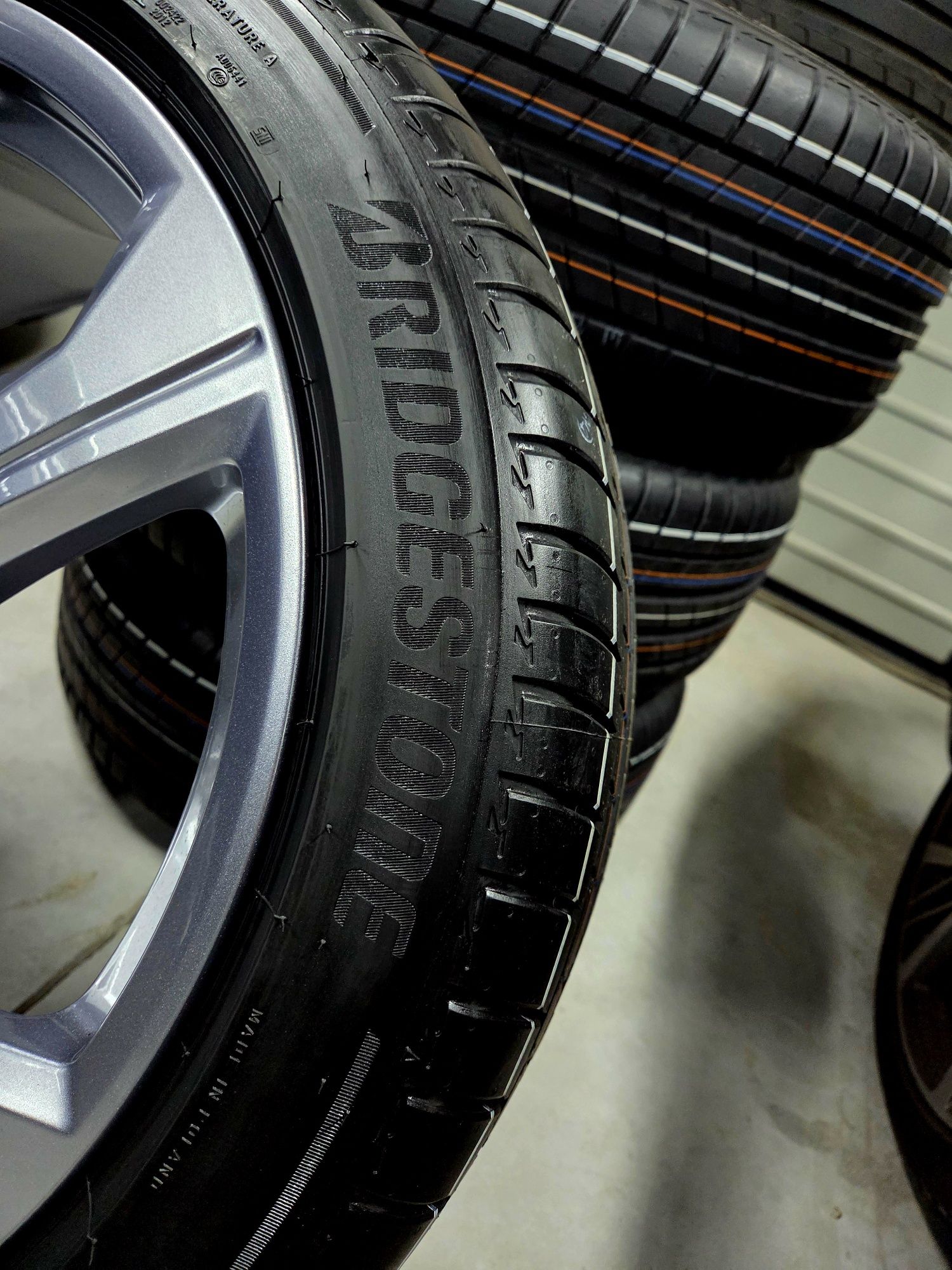 Nowe Oryginalne Koła Audi 19 A6 C8 A6 C7 Q3 2024r