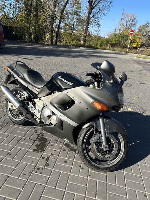 Розбор Голая рама Kawasaki ZZR 600  с чистыми документами