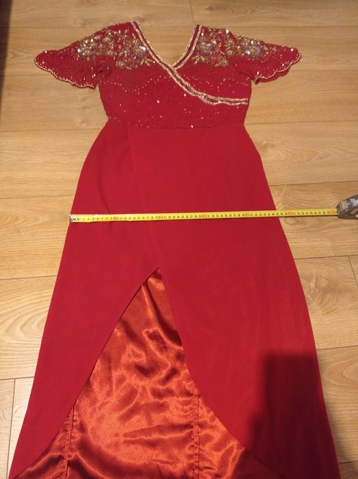 Sukienka czerwona 36 śliczna cekiny ozdoby bal andrzejki glamour