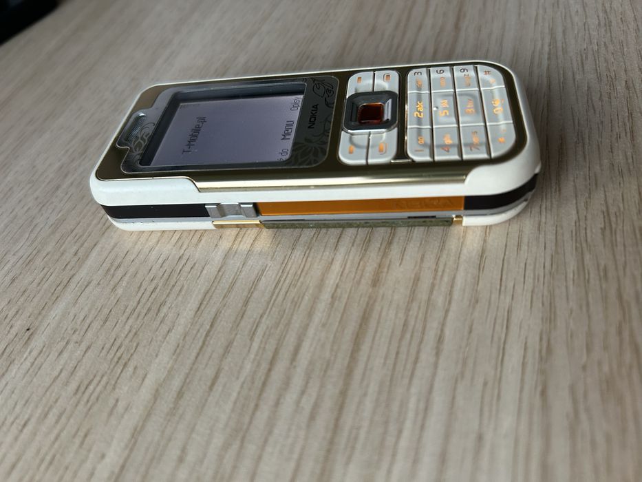Nokia 7360 dla kolekcjonerów z 2006r
