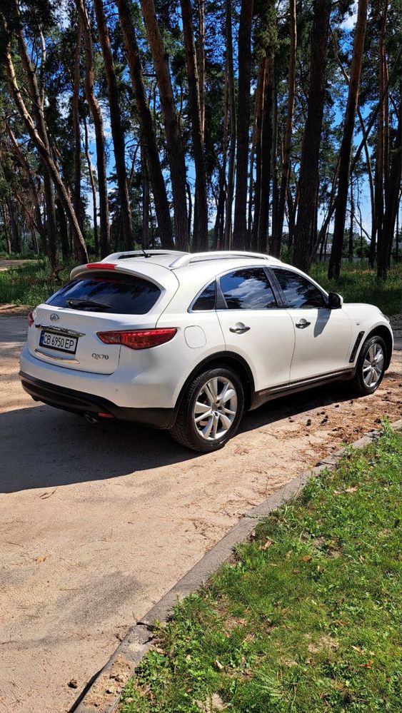 Infiniti QX70 3.7 Гбо 4 Офіційний Продам/обмін