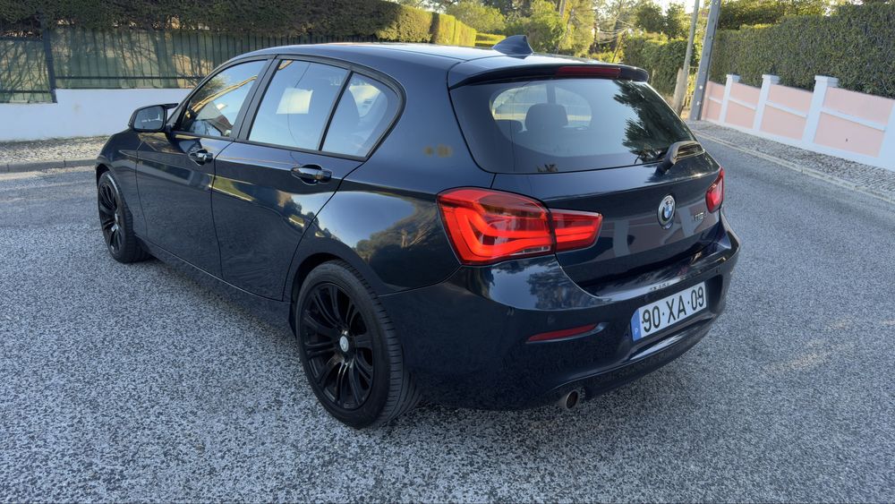 BMW 116 SPORT DIESEL EfficientDynamics  ANO 2015