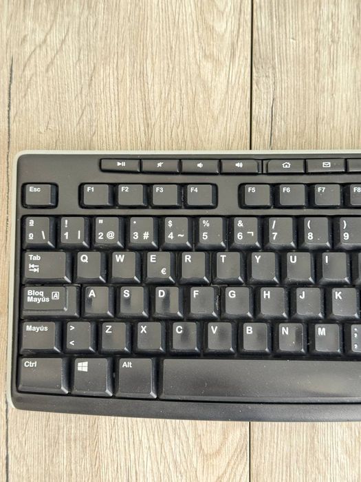 Бездротова клавіатура Logitech K270 (‎‎920-003746)