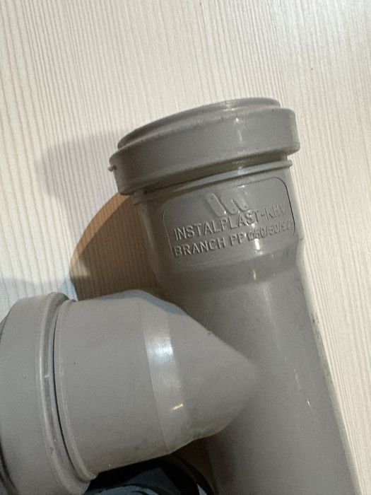 Сантехніка коліна.