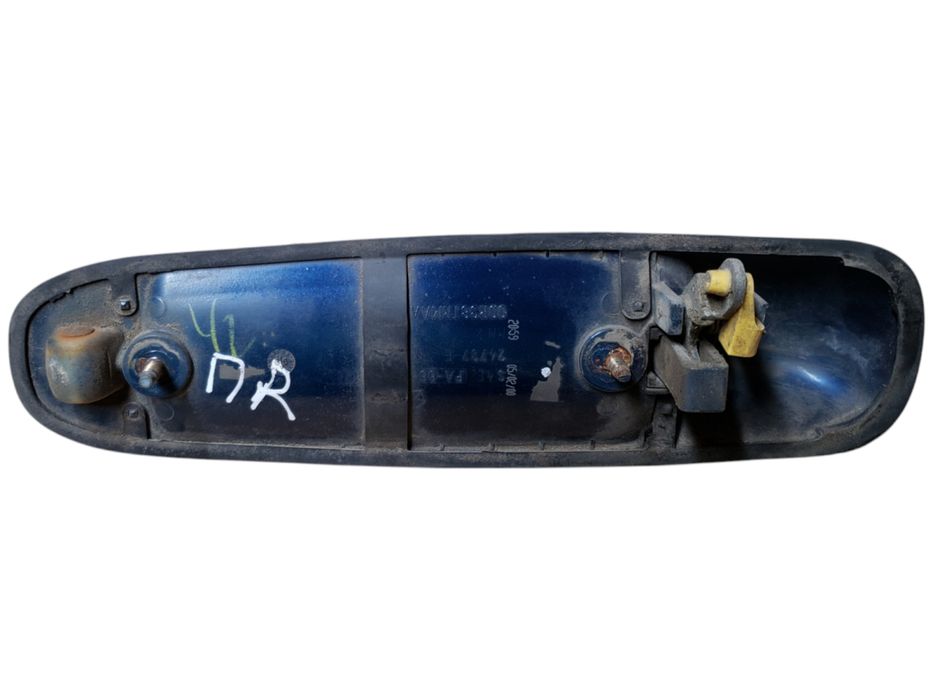 Ручка двери задней наружная правая +2 синих пер/зад Jeep разборка