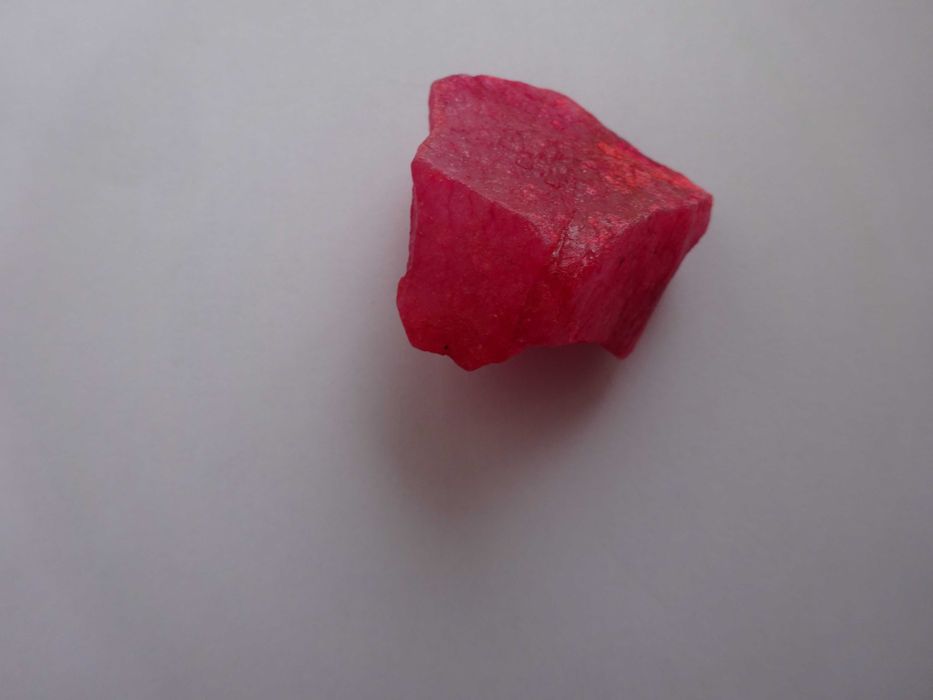 RUBI EM BRUTO VERMELHO