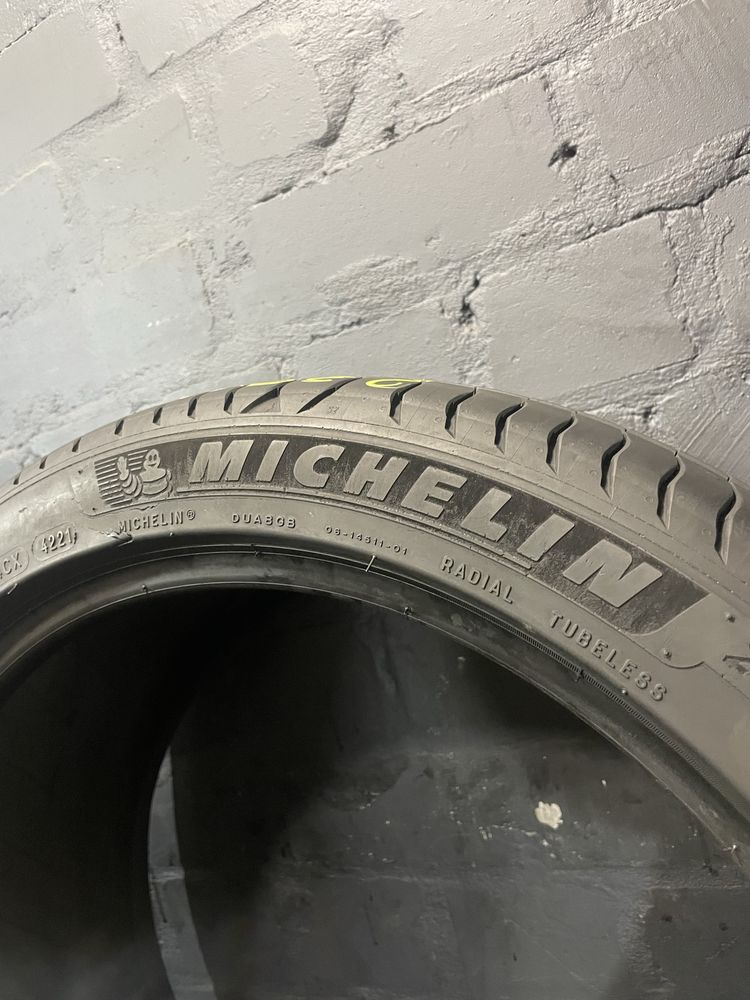 4шт 235/40 R18 Michelin Primacy 4