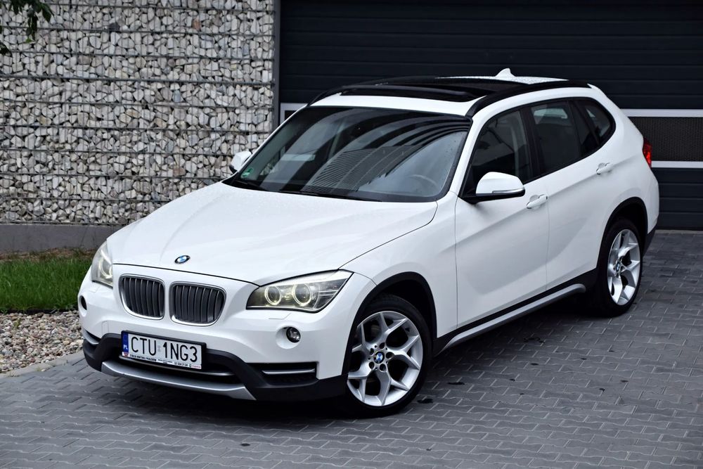 BMW X1 E84 LCI xLine 2014 / 2.0d 143KM / BiXenon Keyless Panorama Półskóry